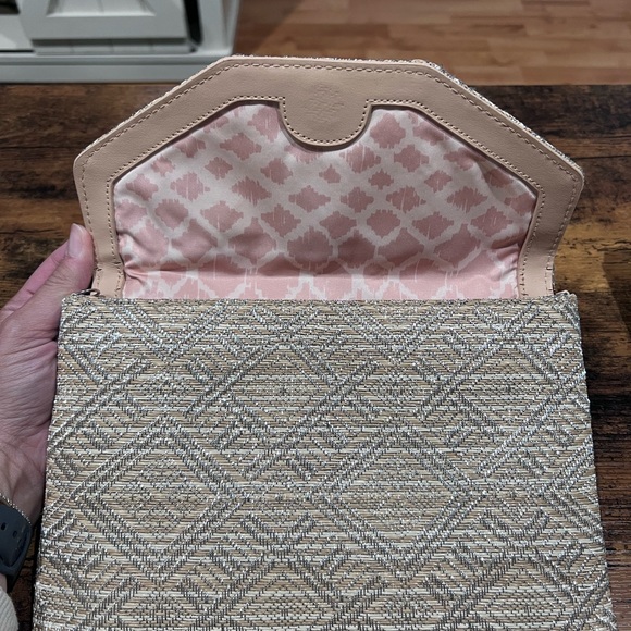 Stella and dot clutch - Picture 2 of 3